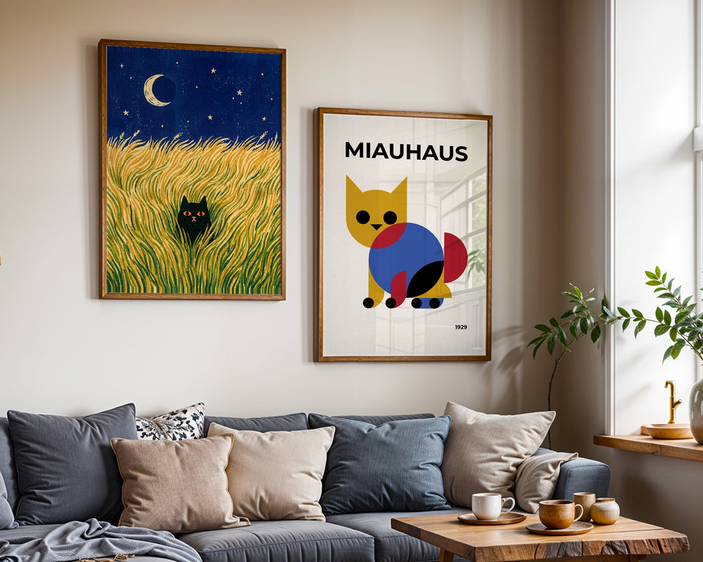 Hidden Cat Moonfield Poster – två posters i rum 2