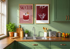 Velvet Cherry Drop Poster – två posters i rum 2