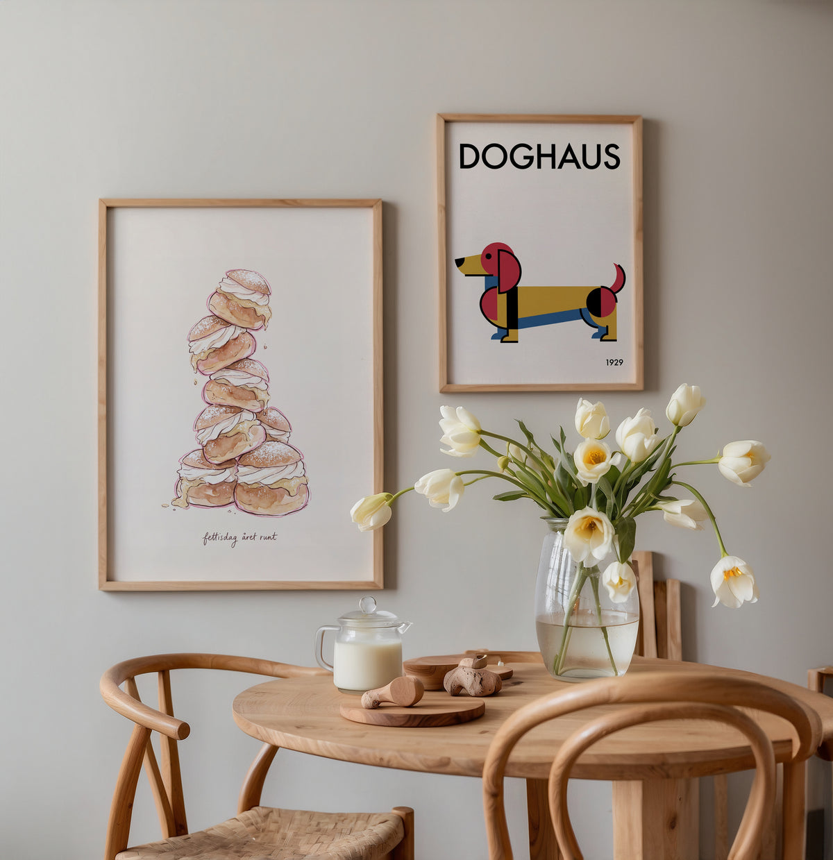 Fettisdag Året Runt Poster – två posters i rum 3