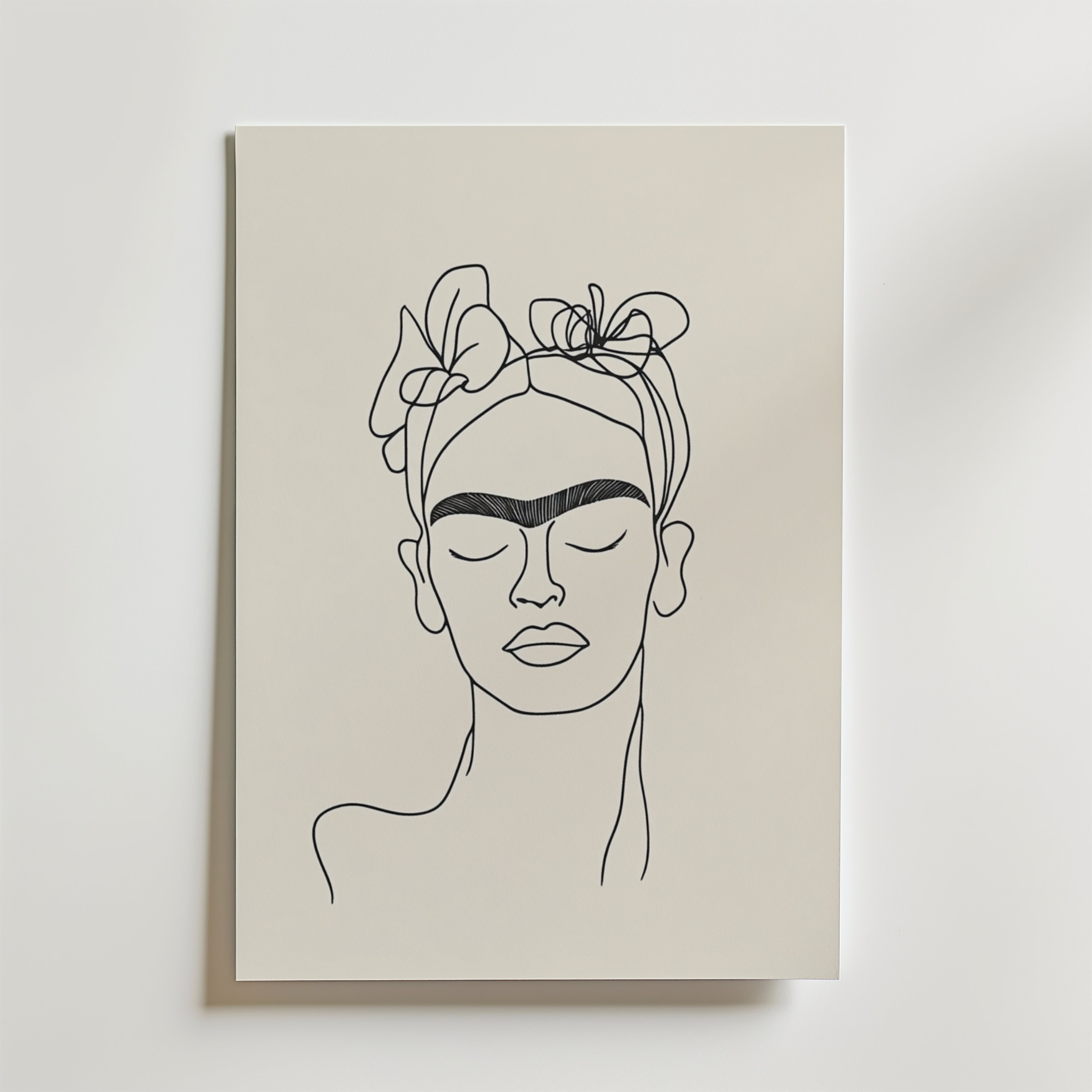 Frida Inspired Line Art No.2 – stilfullt konsttryck från Bozetto, tryckt på matt finpapper