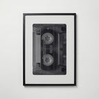 Chrome Cassette Poster – svart ram