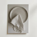 White linen dinner napkin – stilfullt konsttryck från Bozetto, tryckt på matt finpapper