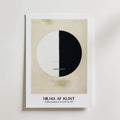 Mockup av Hilma af Klint Buddhas affisch på vägg – köp enkelt hos Bozetto i hög kvalitet