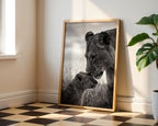 Lioness and Cub Poster – i rum 3