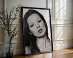 Väggmockup av Kate Moss Portrait affisch på ljus vägg – Bozetto konsttryck – nr 3