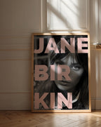 Jane Birkin Muse poster visualiserad på vägg – se rätt storlek med mockup från Bozetto