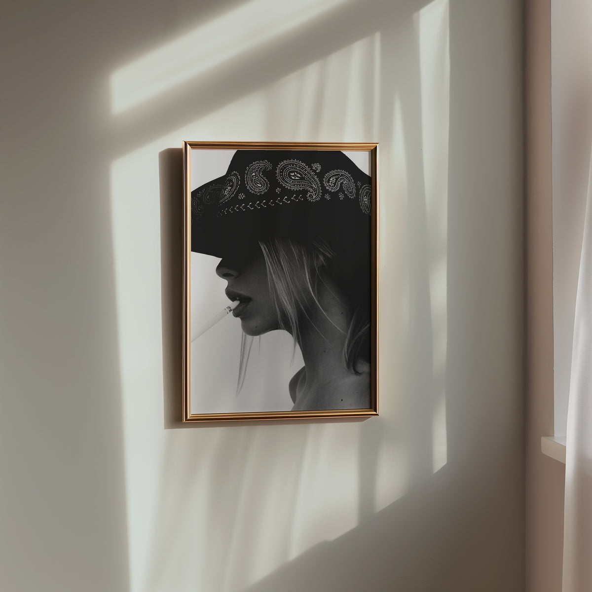 Paisley Brim Profile Poster – i rum 1
