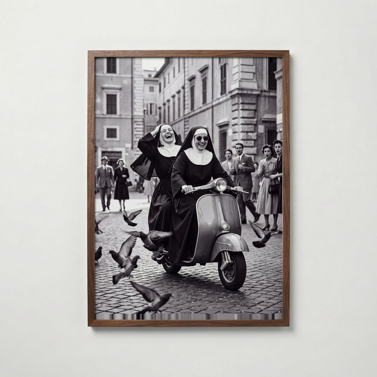Sisters on a Scooter Poster – valnötsram