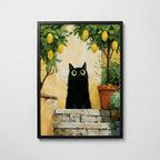 Cat in Lemon Garden Poster i svart ram fran Bozetto