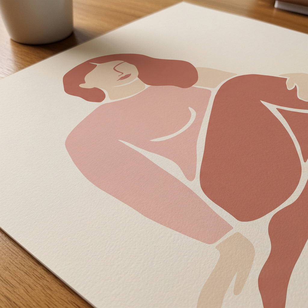 Freja Lund – Kvinde – närbild på papper