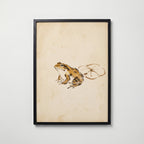 Ochre Zen Pond Poster i svart ram med dämpad sumi-e i ockra och sepia