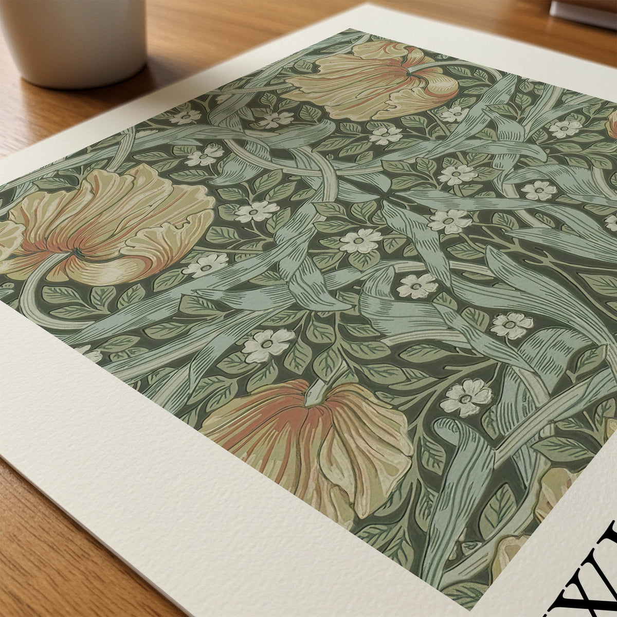 William Morris Pimpernel affisch på papper på skrivbord – paper_desk närbild från Bozetto