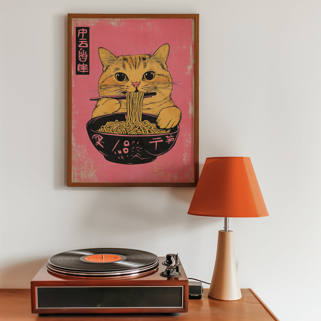 Yellow Cat Eats Noodle poster i ram på vägg i inrett rum – Bozetto